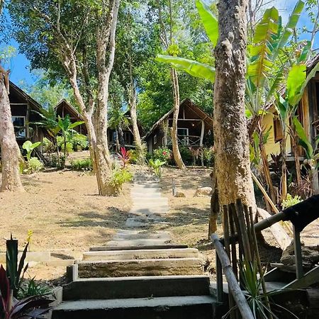 Koh Mook Mountain View Hotel Kültér fotó