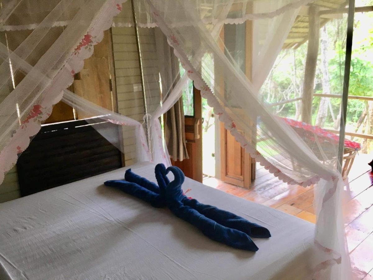 Koh Mook Mountain View Hotel Kültér fotó