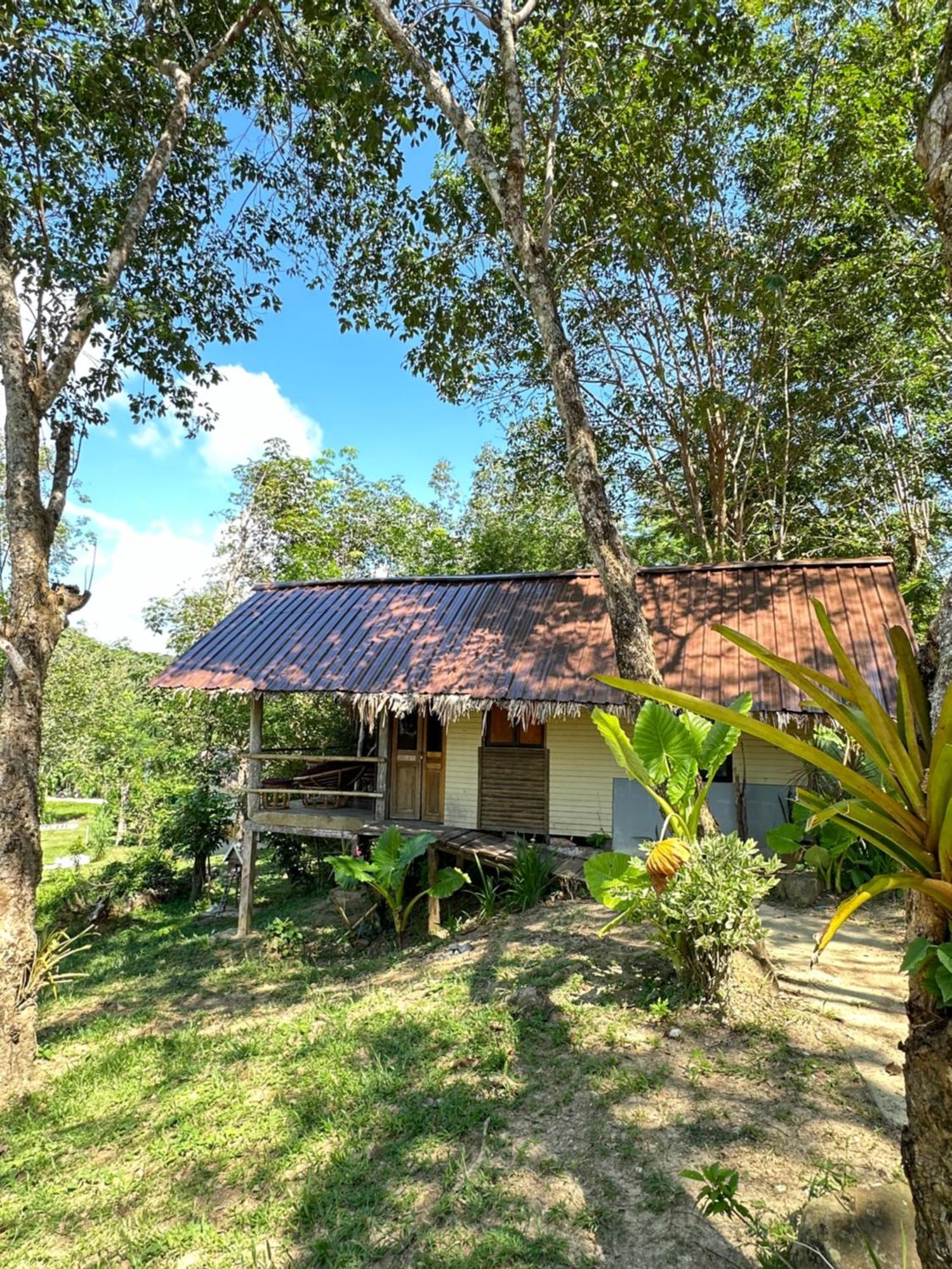 Koh Mook Mountain View Hotel Kültér fotó