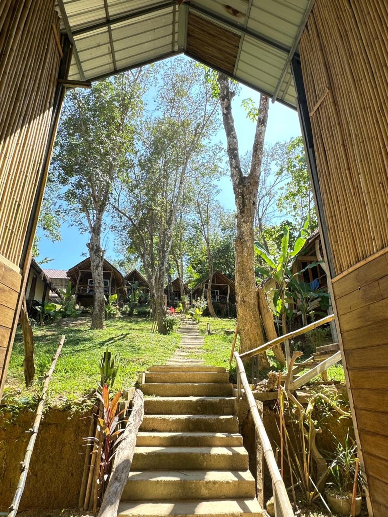 Koh Mook Mountain View Hotel Kültér fotó