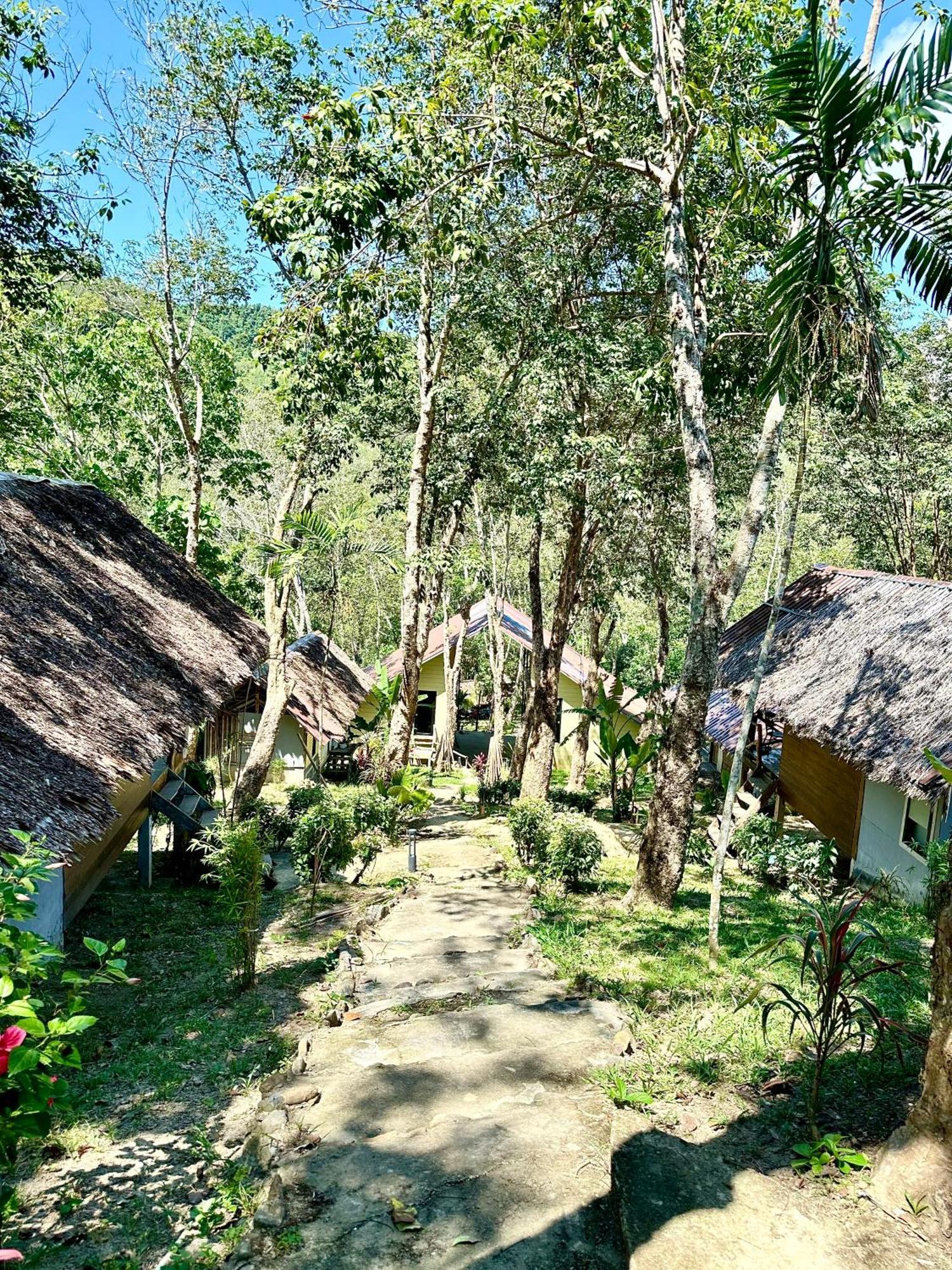 Koh Mook Mountain View Hotel Kültér fotó