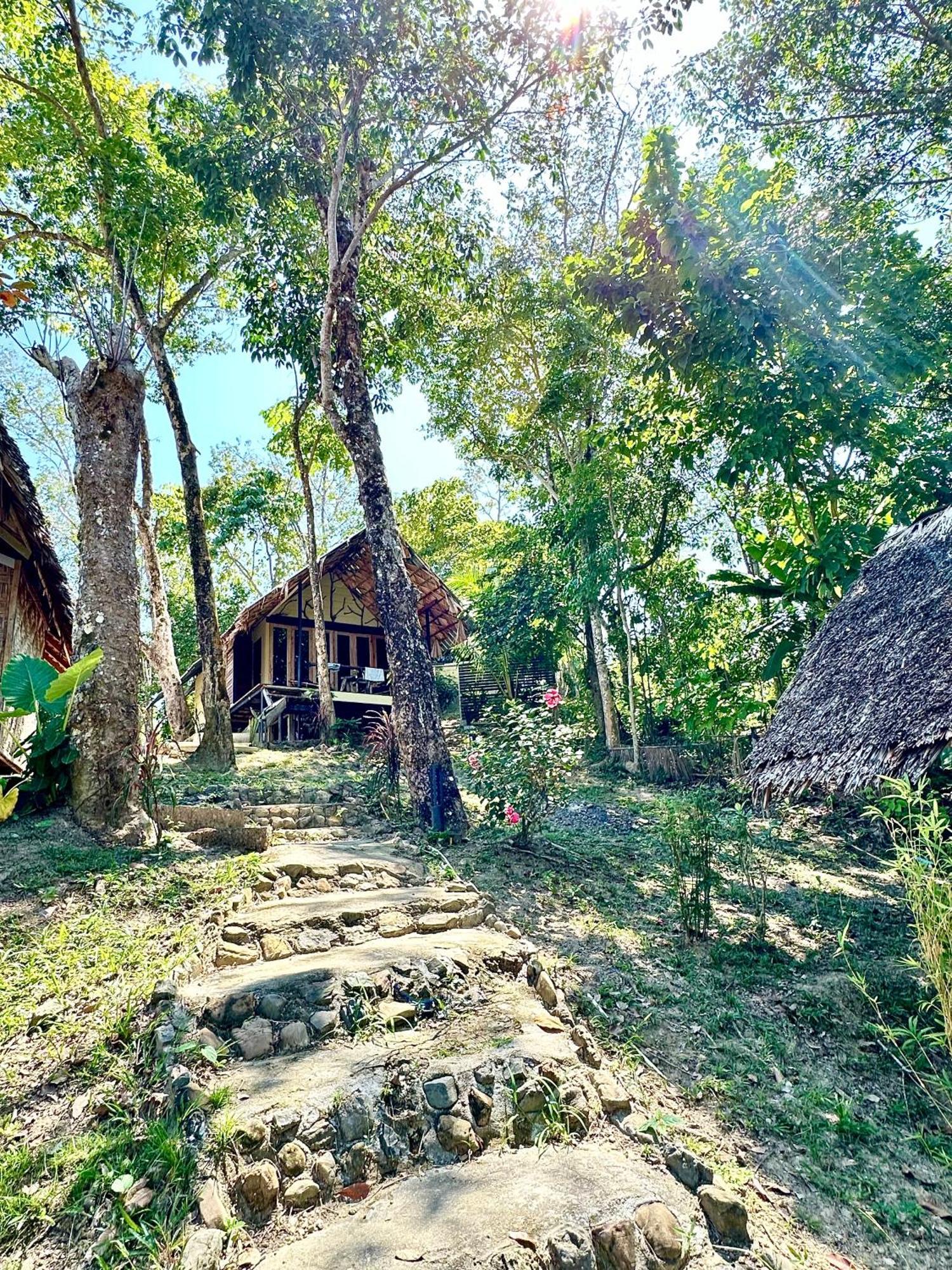 Koh Mook Mountain View Hotel Kültér fotó